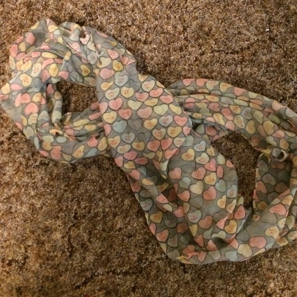 Sweetheart Valentine's Day infinity scarf!