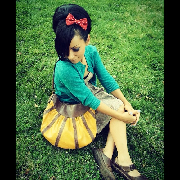 Meet your Posher, Jamie - Picture 2 of 2