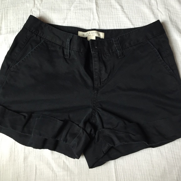 Old Navy black shorts