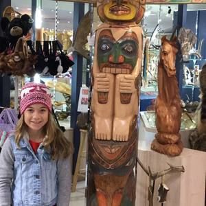 Meet your Posher, Isabel