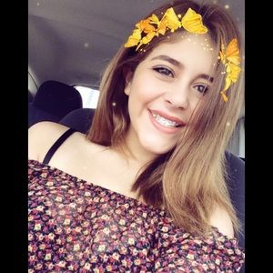 Meet your Posher, Kenia