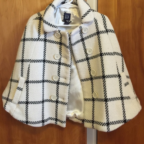 Gap Other - Girls Gap cape. Size 5