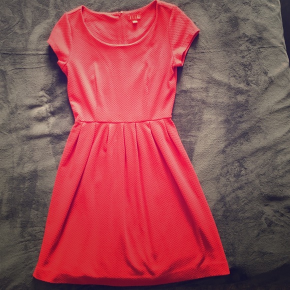 Red dress, like new - Picture 1 of 1