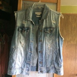 Bullhead patched denim vest
