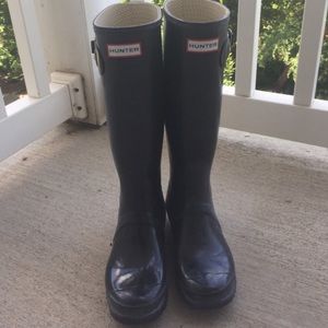 Hunter Gloss Black Boots Size 7