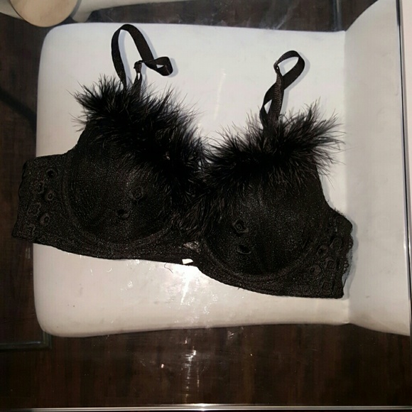 Lace feathered Bra