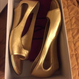 Authentic DVF open toe low shoes