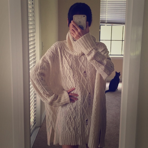 Free People Sweaters - Free people ripped off cream sweater