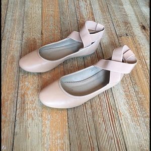 Nude ballet flats