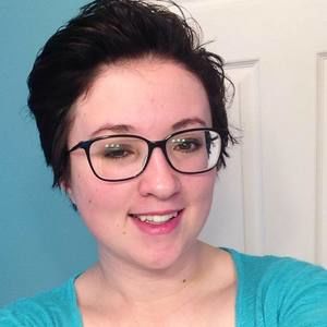 Meet your Posher, Kelli