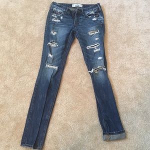 Ripped hollister jeans size 0R