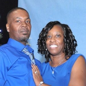 Meet your Posher, Debra l