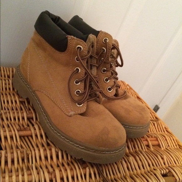 Charlotte Russe boots