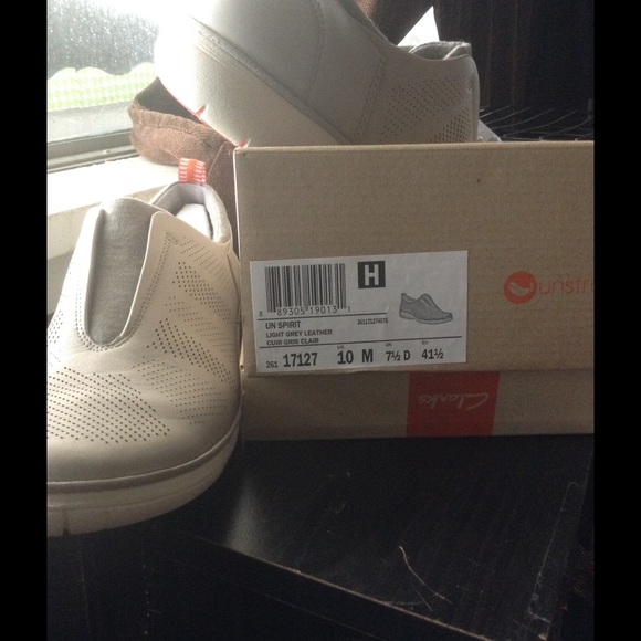 Clarks unstructured un spirit slip on loafer