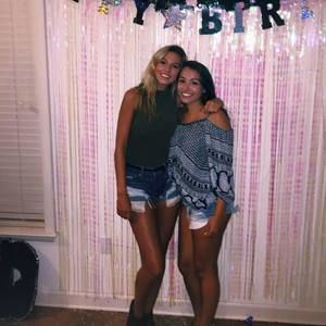 Meet your Posher, Lindsey