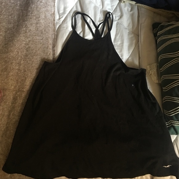 Hollister top