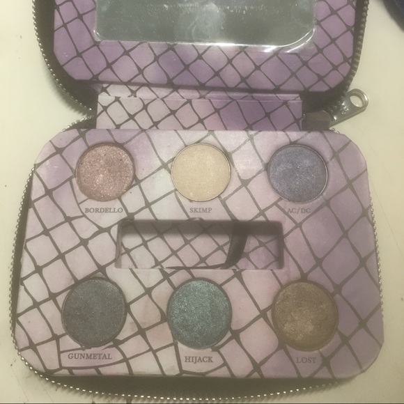 Urban Decay Feminine Palette
