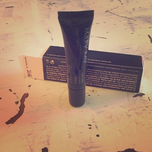 Mary Kay Concealer--Beige 2