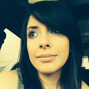 Meet your Posher, Estrella