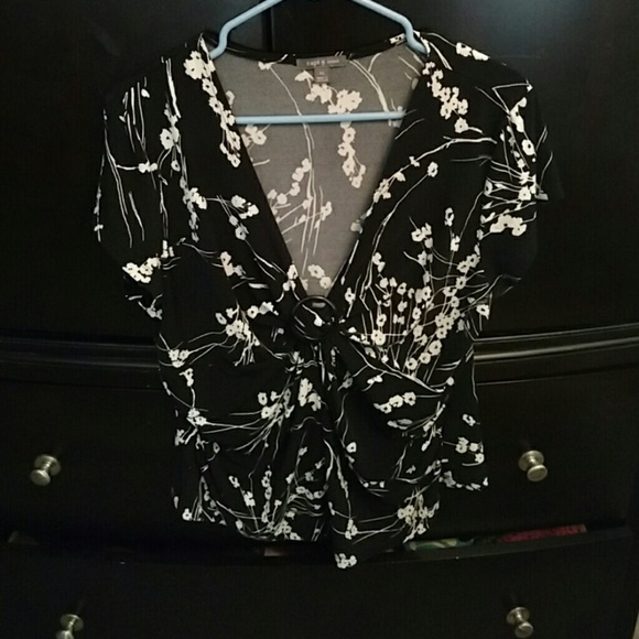 Black stretchy blouse