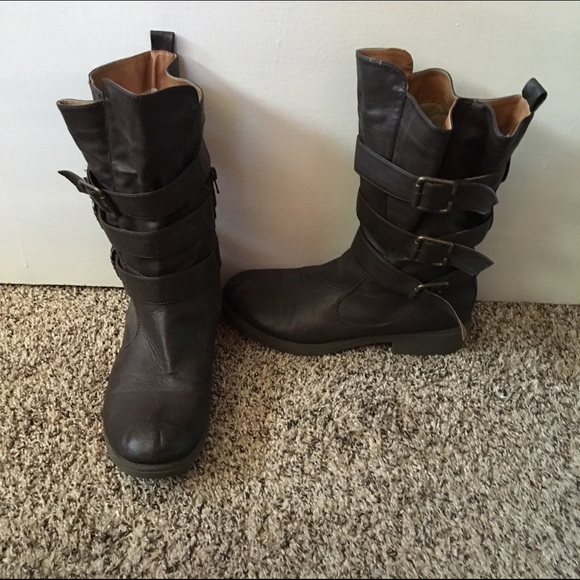 Brown "combat" boots