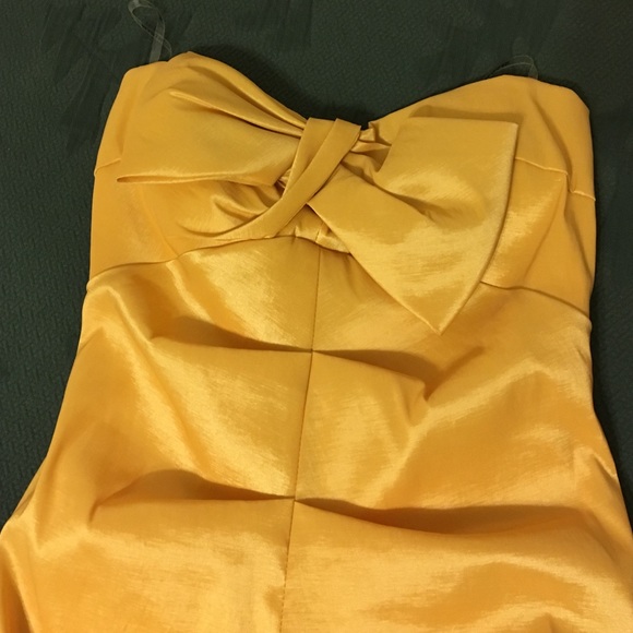 Dress - Picture 2 of 3