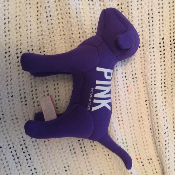 VS Pink Dog
