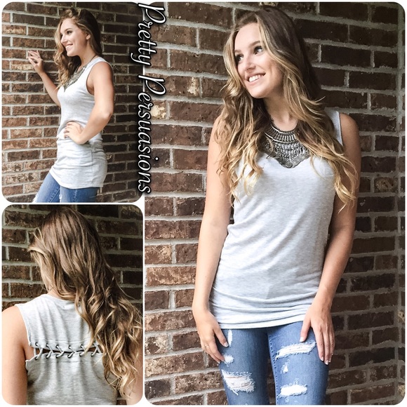 CLEARANCE‼️ Gray Lace Up Back Sleeveless Tunic Top - Picture 3 of 4