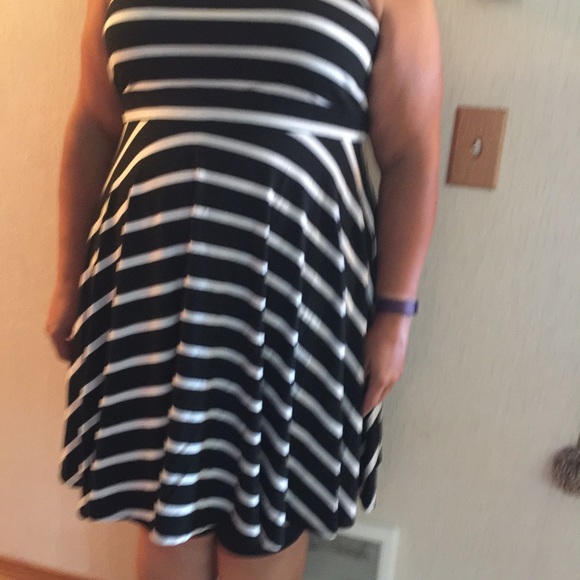 Plus size strapless convertible dress