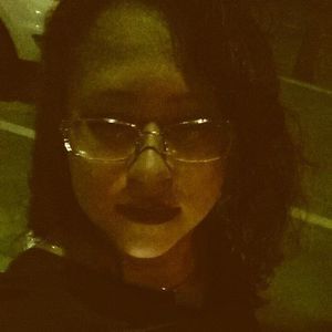 Meet your Posher, Eriselis