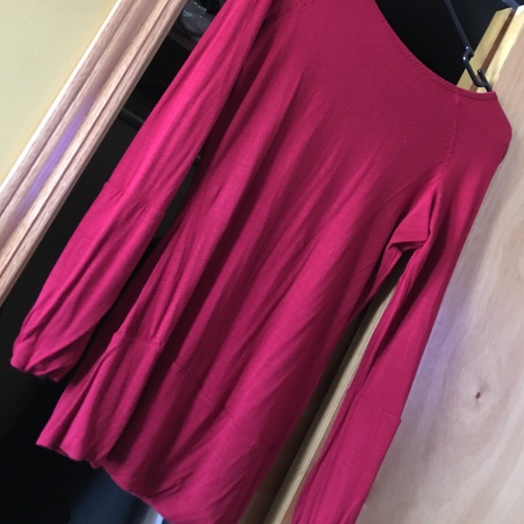 Very cute burgundy top