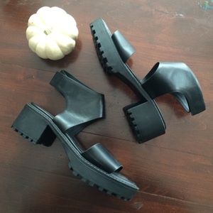 H&M Divided Black Platform Shoes
