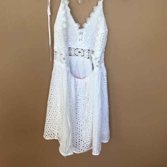 Open back summer dress - Picture 2 of 2