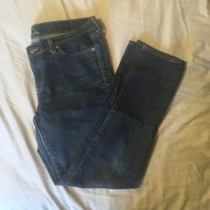 Dark skinny old navy "diva" jeans, short