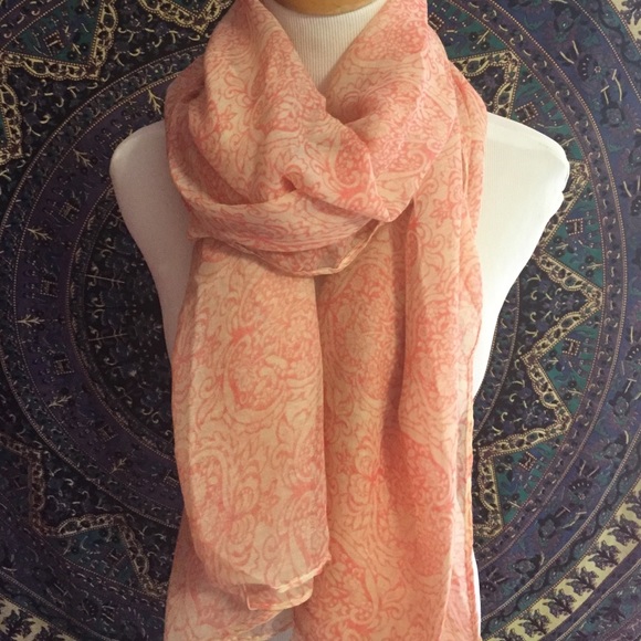 Floral Printed Scarf - Peach