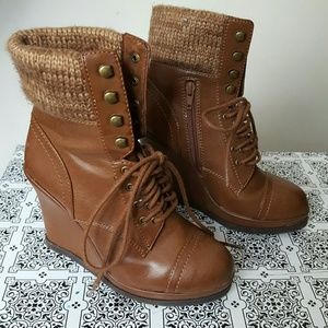 Never worn wedges boots