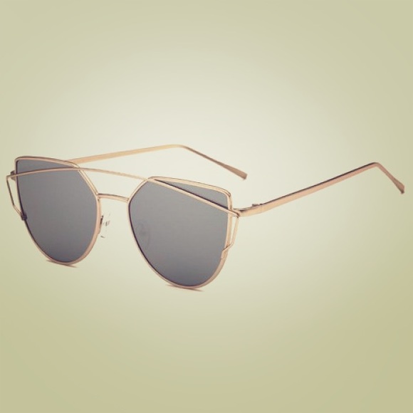 Final Sale $15🎉🎉