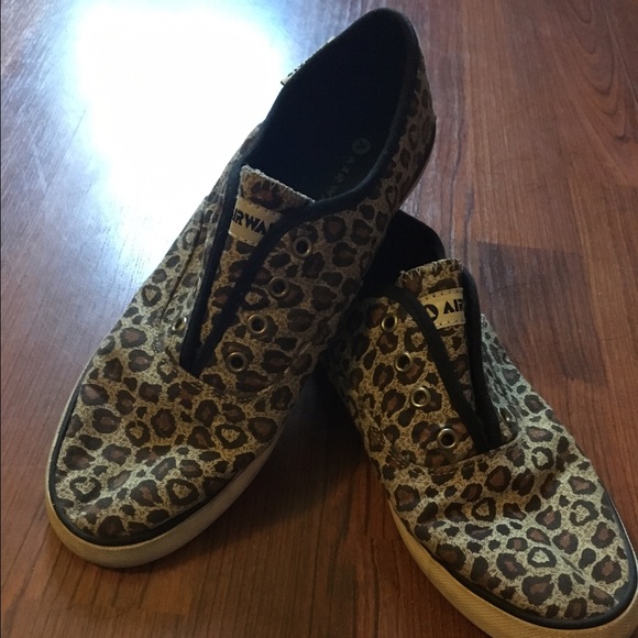Cheetah Print slip on shoes