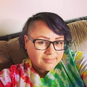 Meet your Posher, Eva