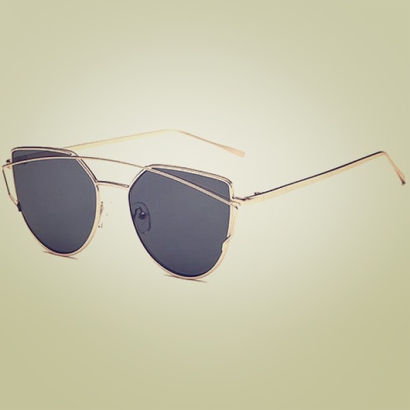 Final Sale $15 🎉Cat eye fashion sunglasses