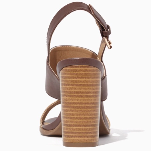 T-Strap Block Heels - Picture 2 of 3