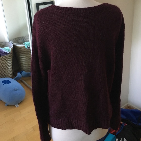 Red knit sweater - Picture 2 of 2