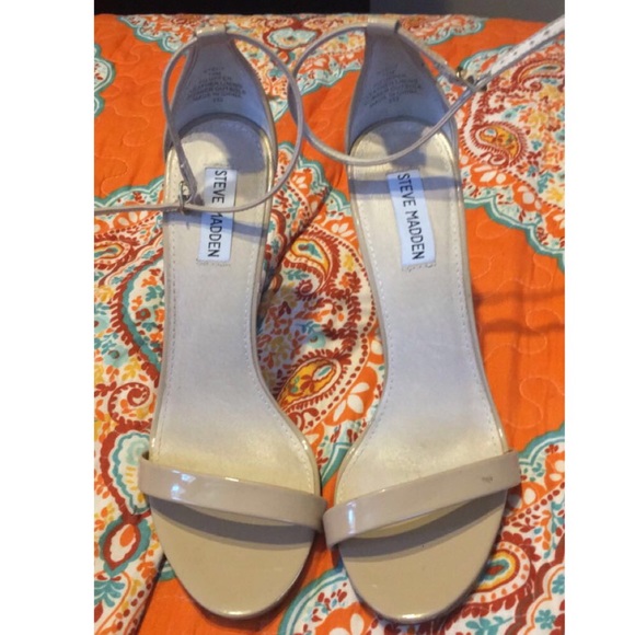 Steve Madden Stecy nude heels