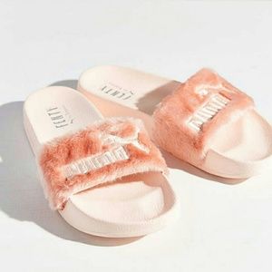 Puma X Rihanna Leadcat Fenty Faux Fur Slide