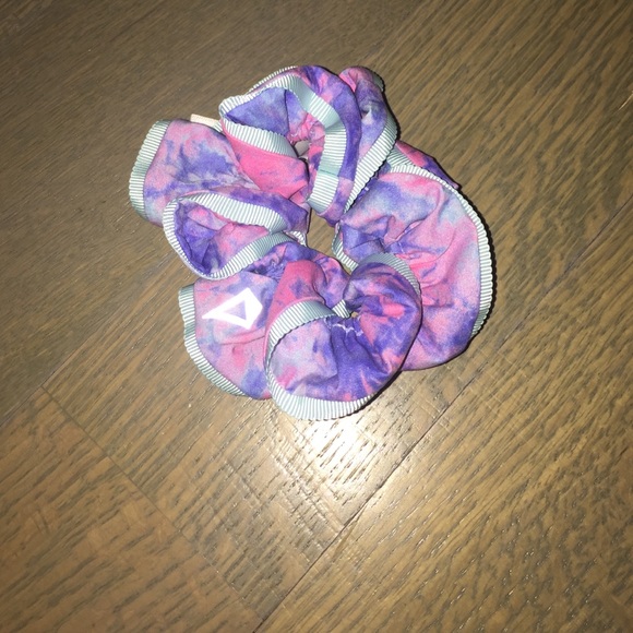 authentic ivviva scrunchy