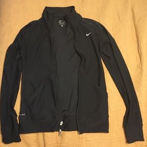 Black nike dri fit jacket