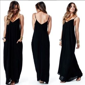 Love stitch black maxi