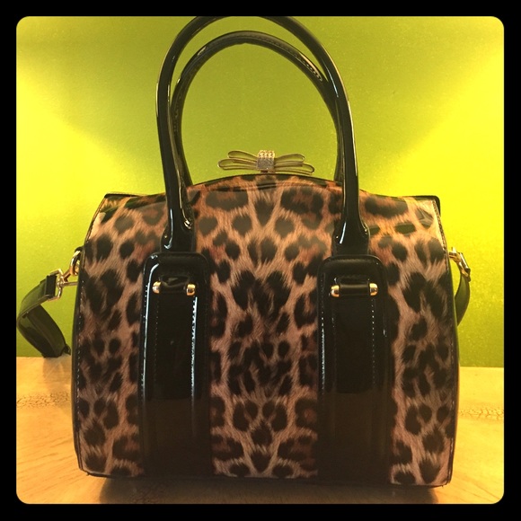 Cheetah print hard shell purse! - Picture 1 of 4