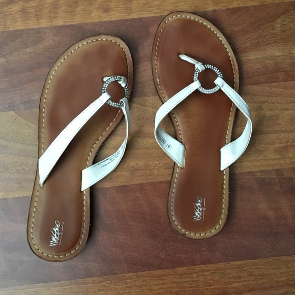 Target white sandals