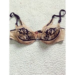 Victoria Secret 'Very Sexy' lace push up bra